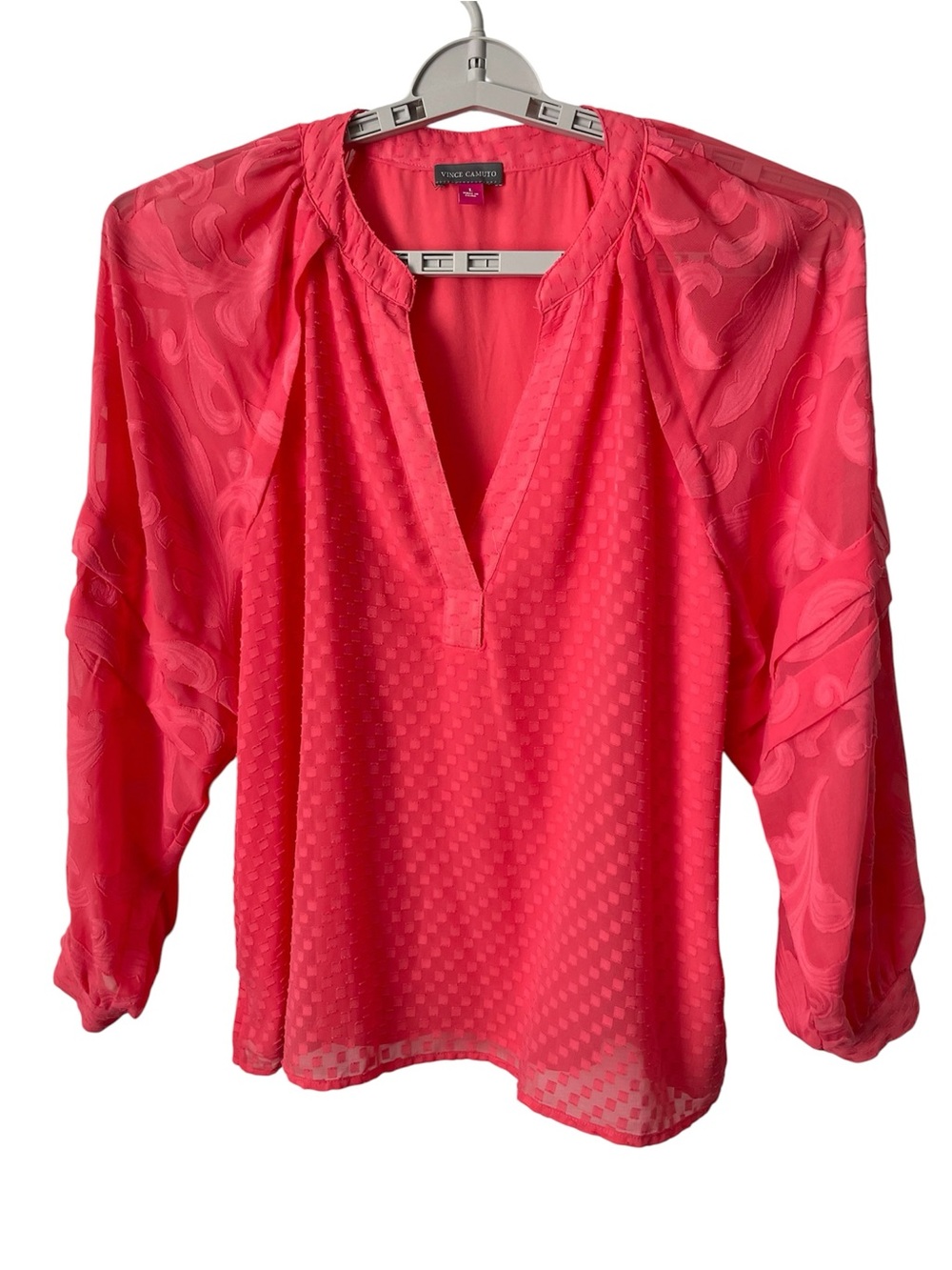 Vince Camuto Textured Raglan Sleeve V-neck Top Calypso Coral Semi Sheer Size L